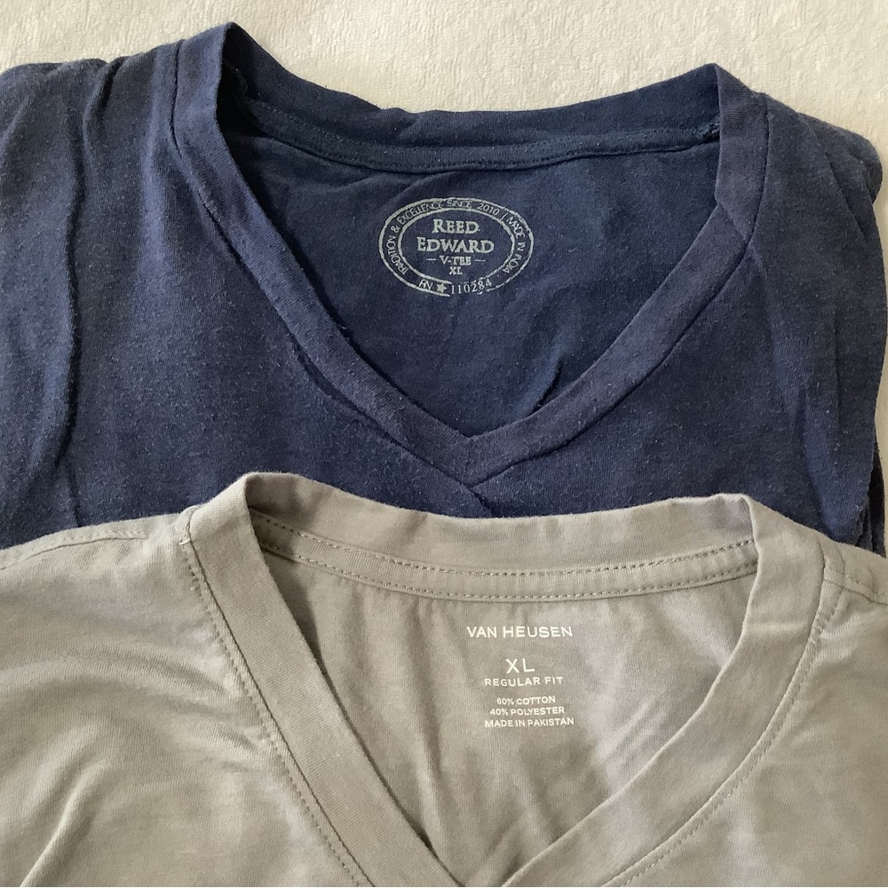 Bundled V neck T’s